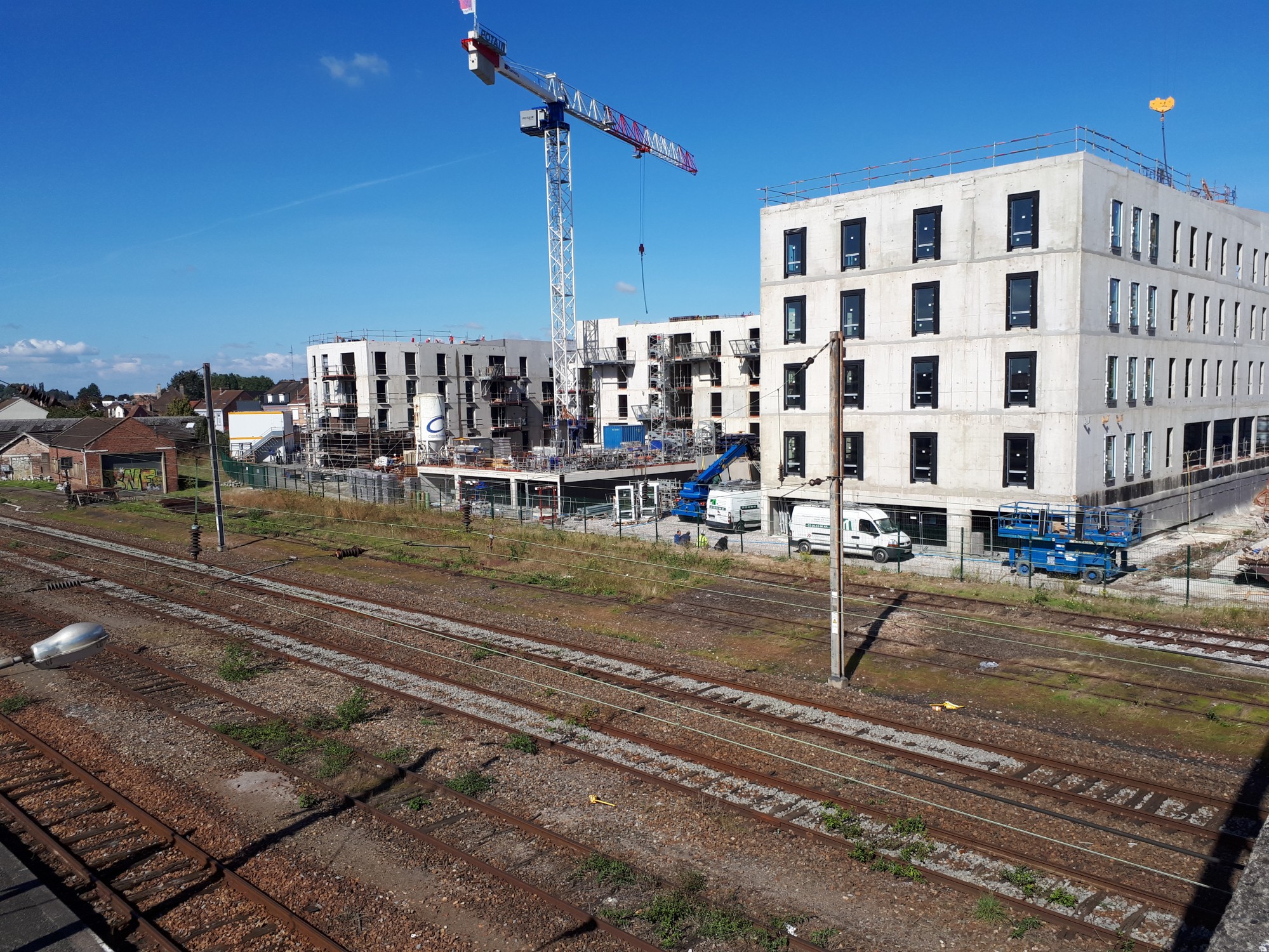 HAZEBROUCK - PÔLE GARE - Photo 0