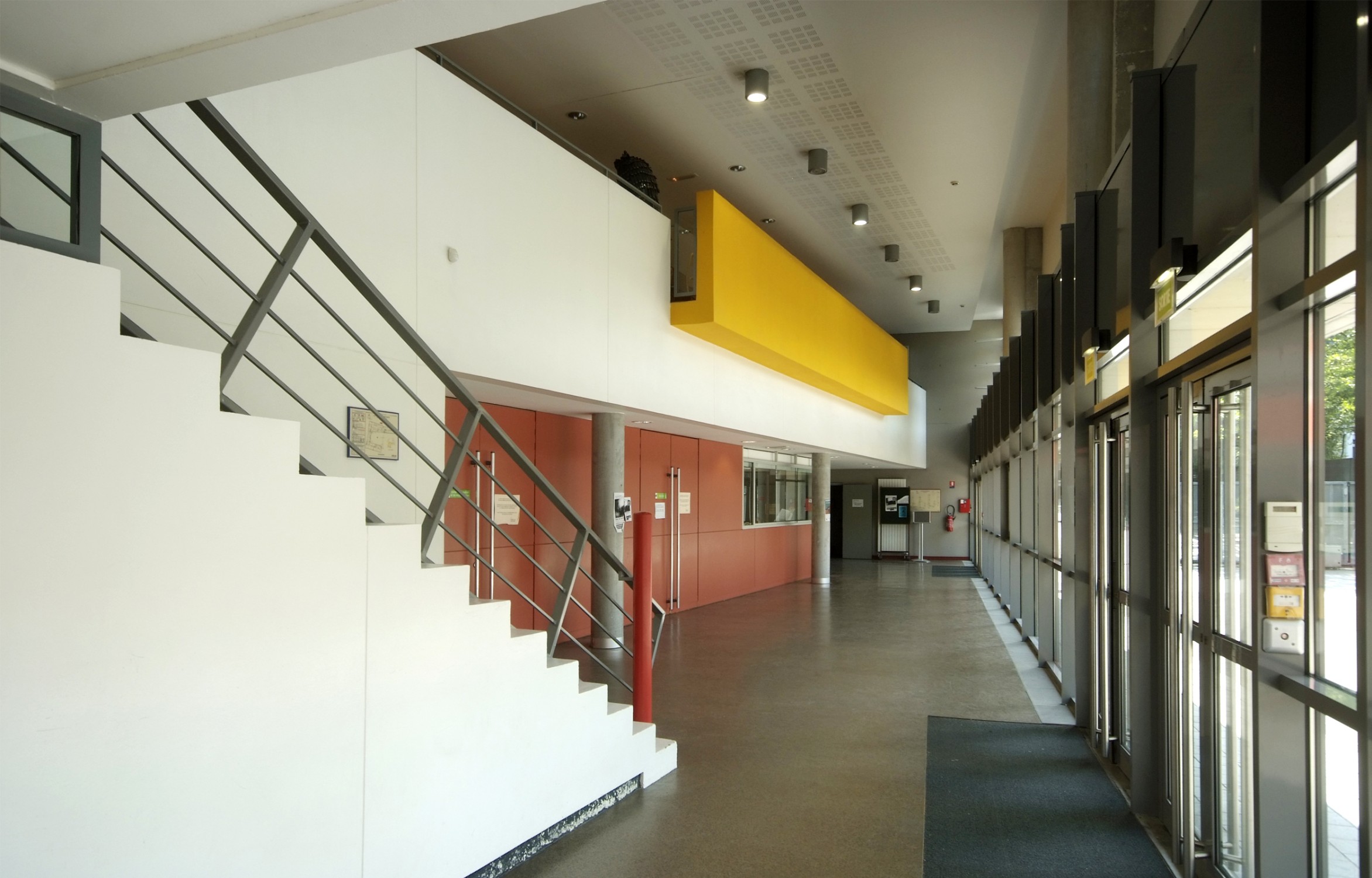 Lycée Louis Blaringhem - Photo 3