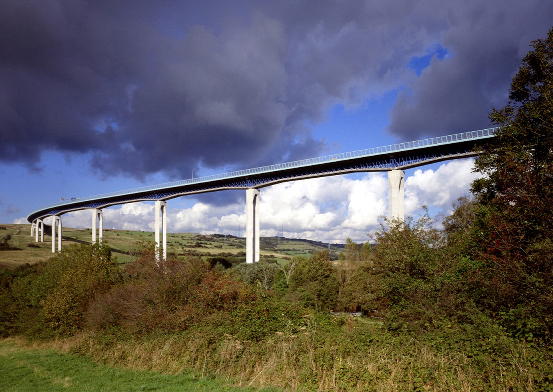 Viaducs de l'autoroute A16 - Photo 0