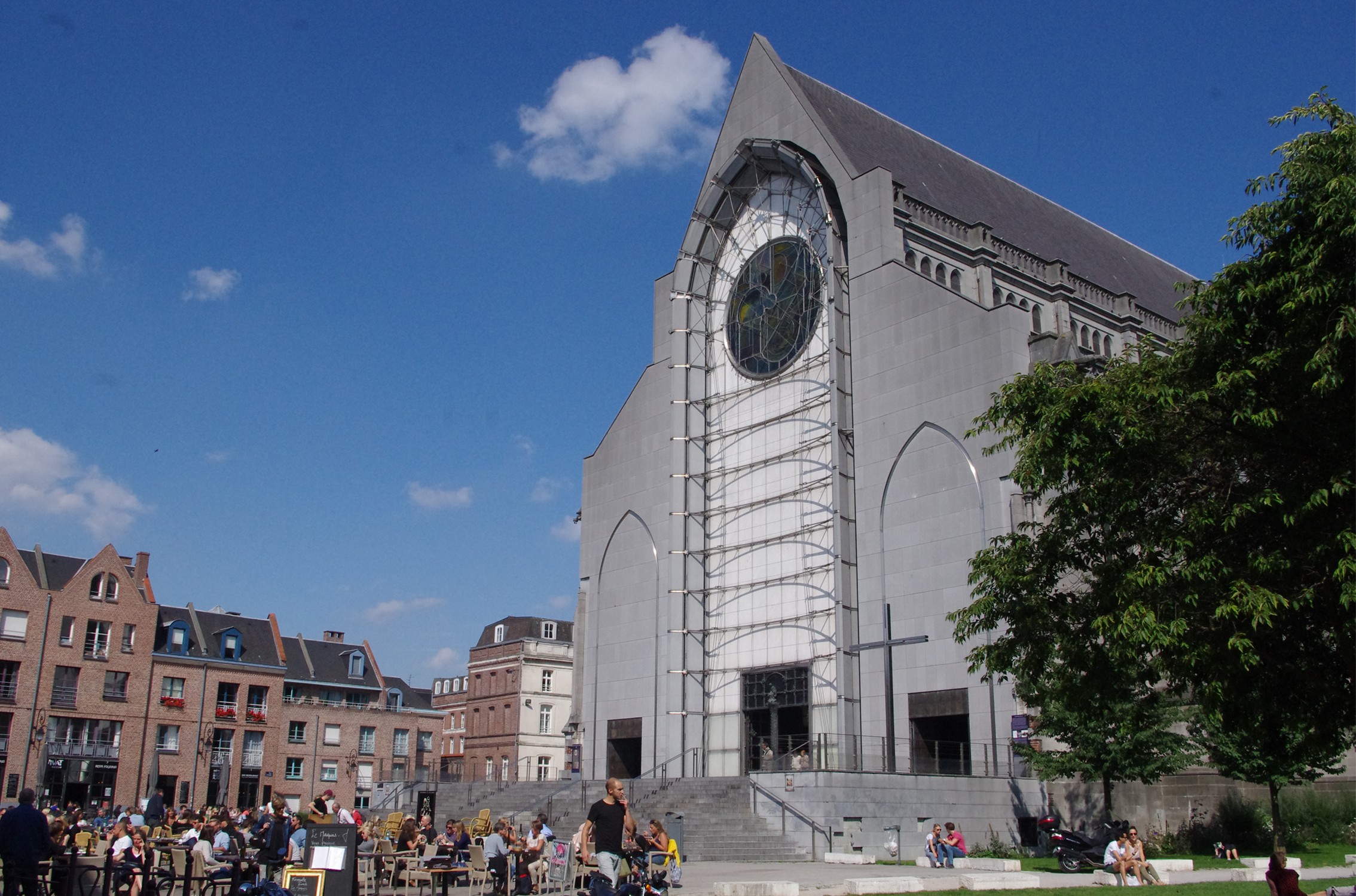 Façade de la cathédrale Notre-Dame-de-la-Treille - Photo 3